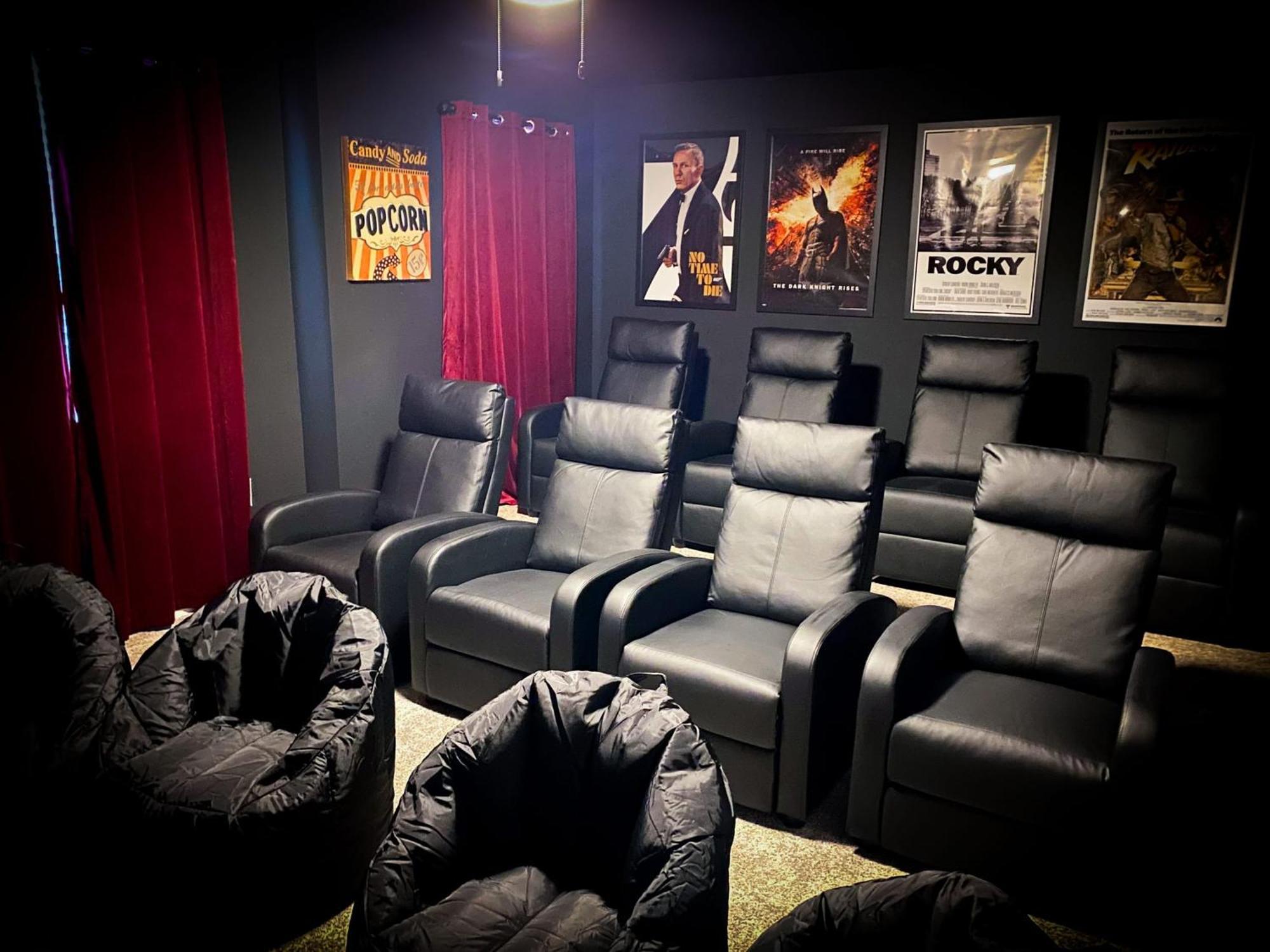Magical Family Vacation Home Near Disney World At Storey Lake, Star Wars Gameroom, Pool, Theater, Mickey Slide, Sleeps Up To 28 Kissimmee Esterno foto