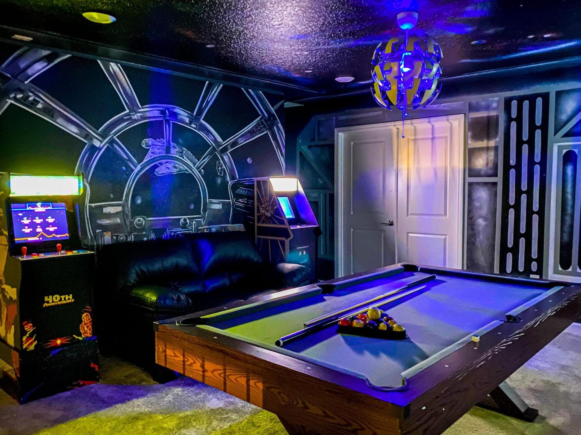 Magical Family Vacation Home Near Disney World At Storey Lake, Star Wars Gameroom, Pool, Theater, Mickey Slide, Sleeps Up To 28 Kissimmee Esterno foto